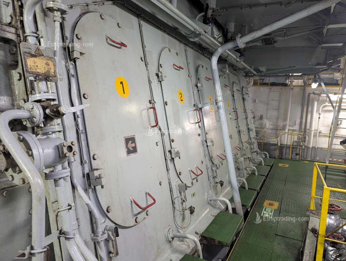 53712 T Product Oil Tanker For Sale