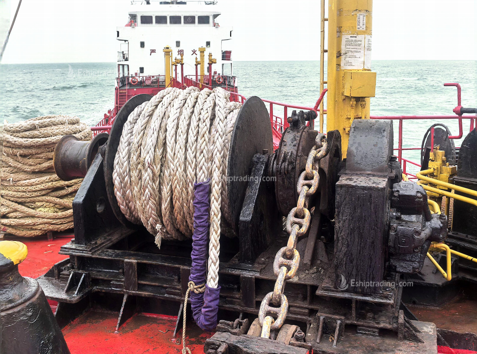 2000 T Product Oil Tanker For Sale