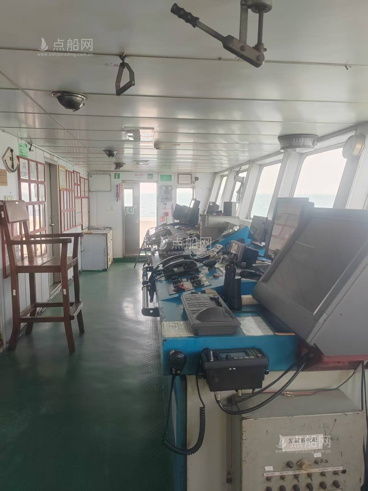 出售7042吨成品油船