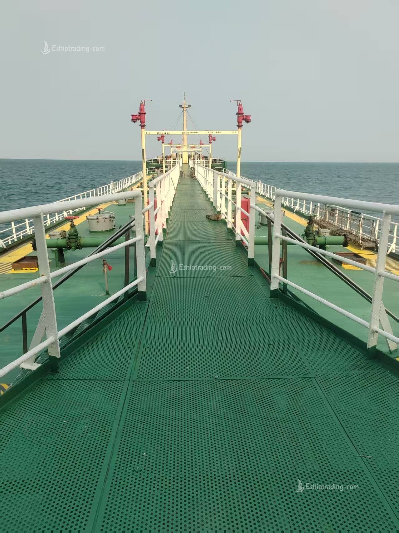 7042 T Product Oil Tanker For Sale