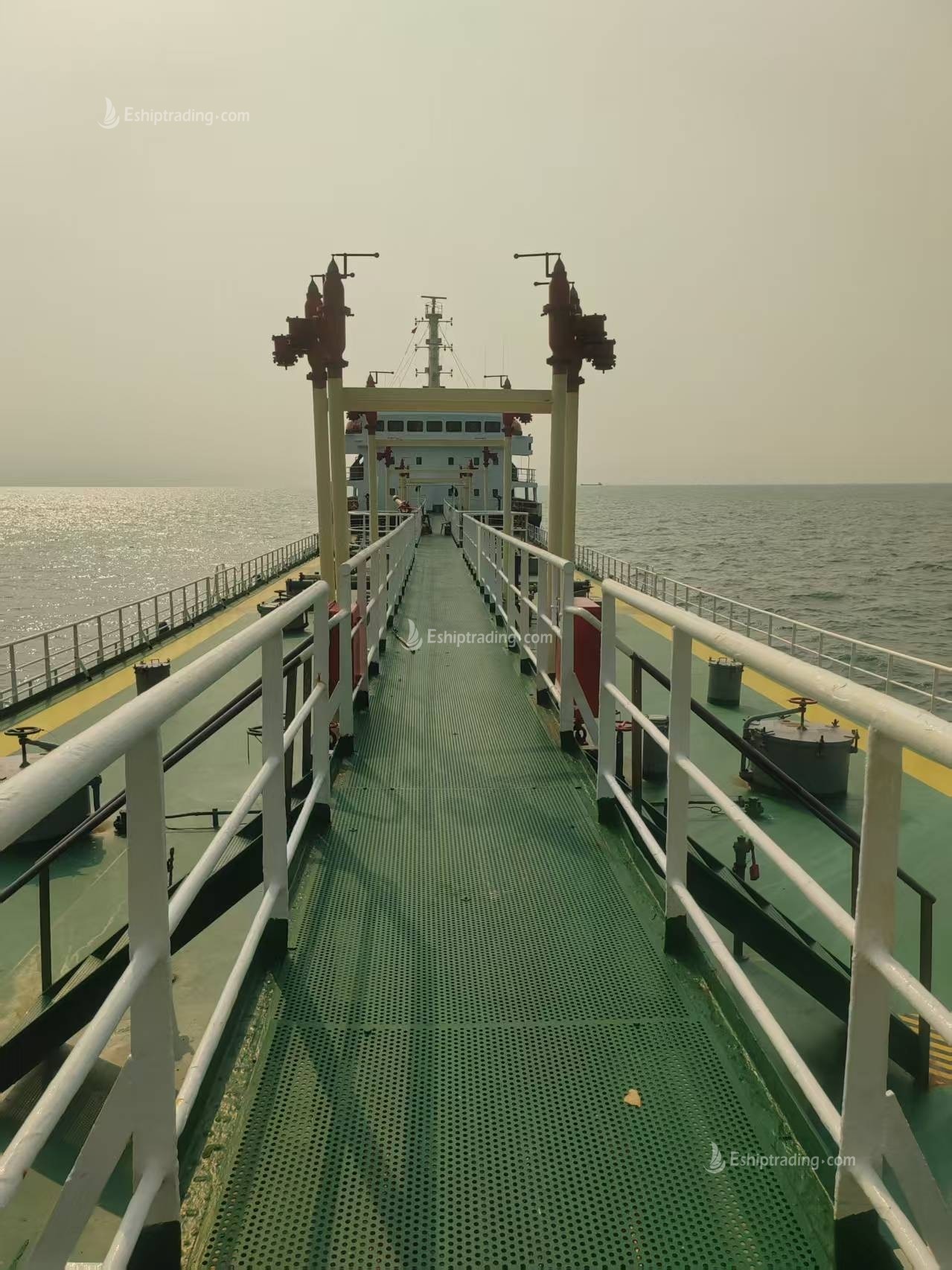 7042 T Product Oil Tanker For Sale