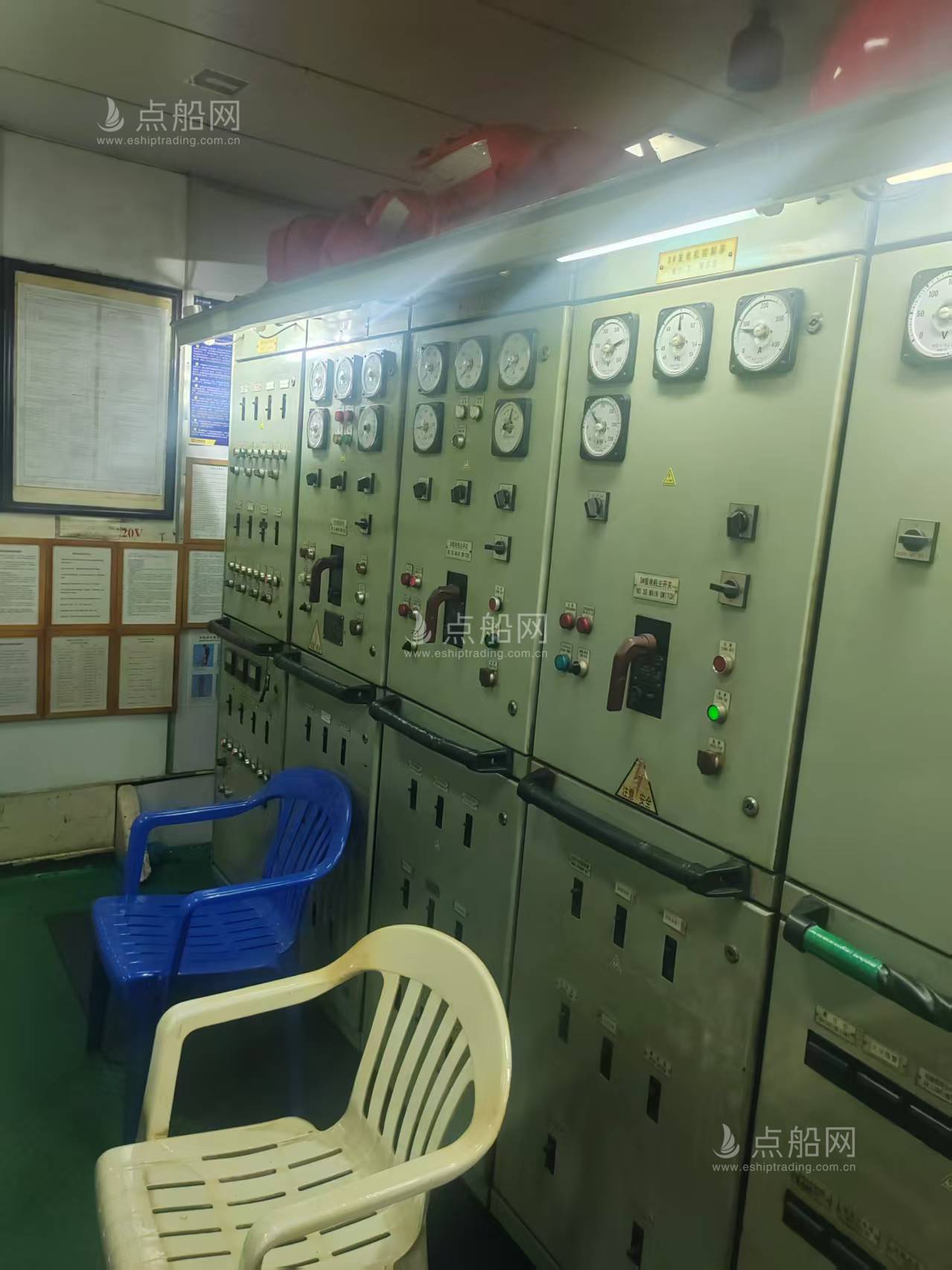 出售7042吨成品油船