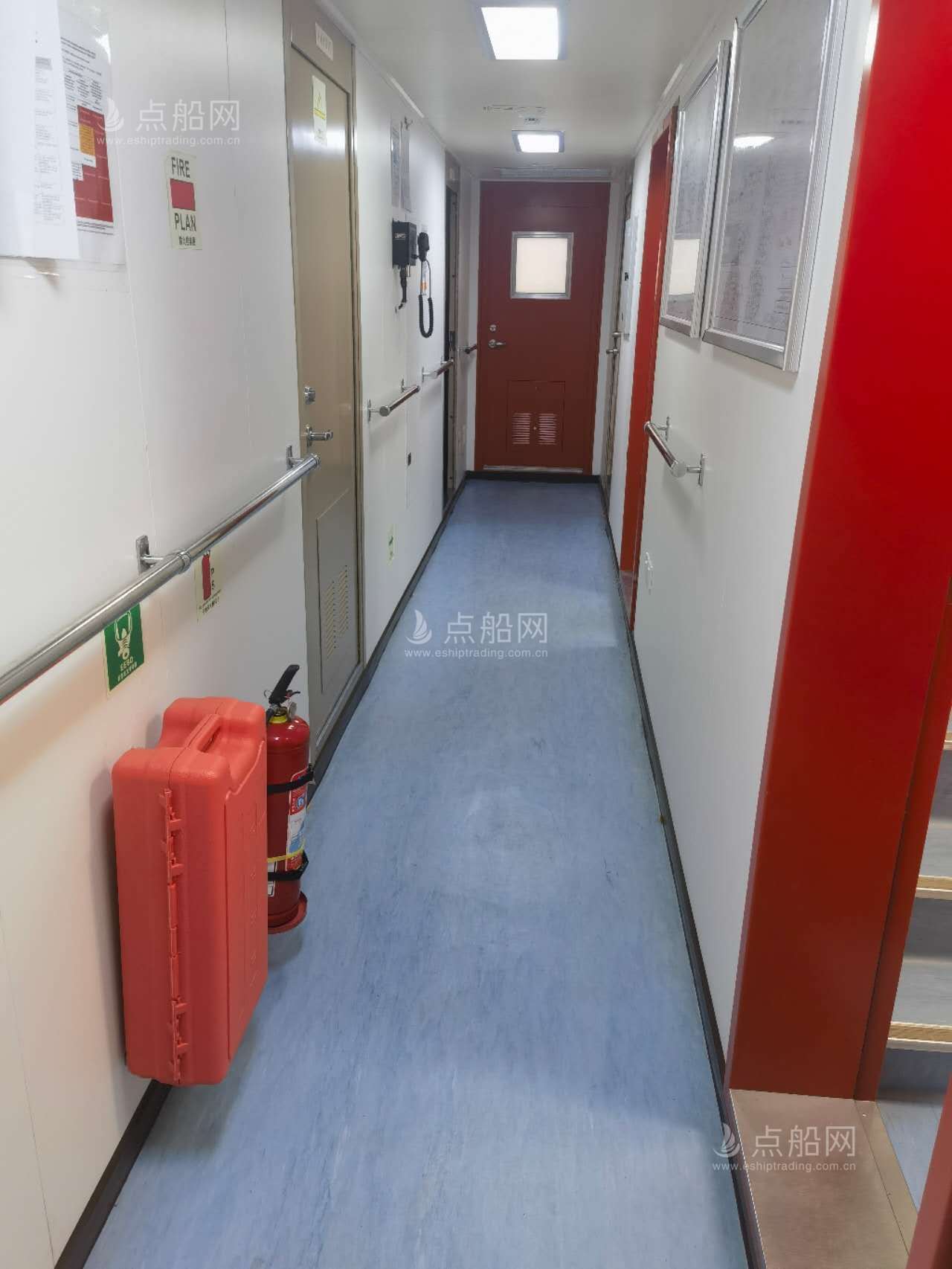 出售5222 马力三用拖轮