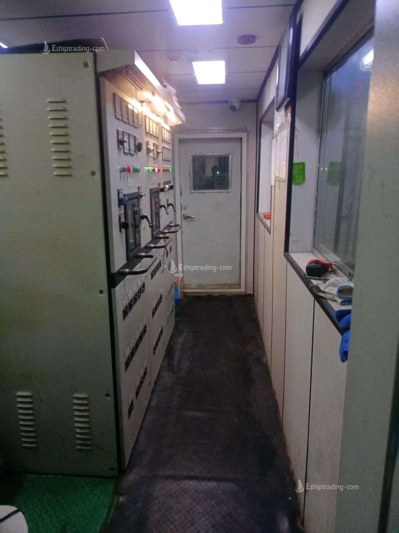 3200 m³ Bottom-Discharge Hopper Barge For Sale