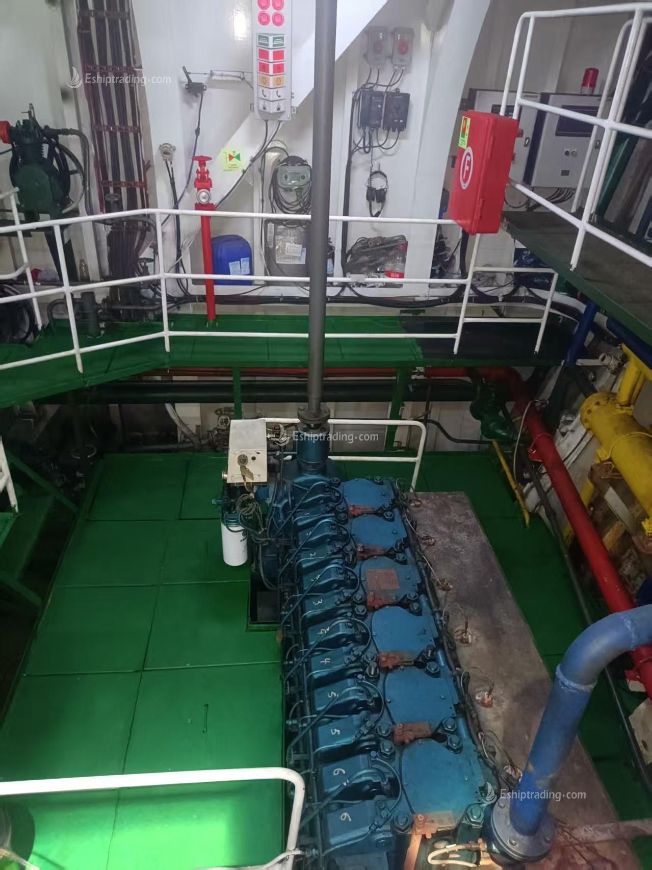 3200 m³ Bottom-Discharge Hopper Barge For Sale