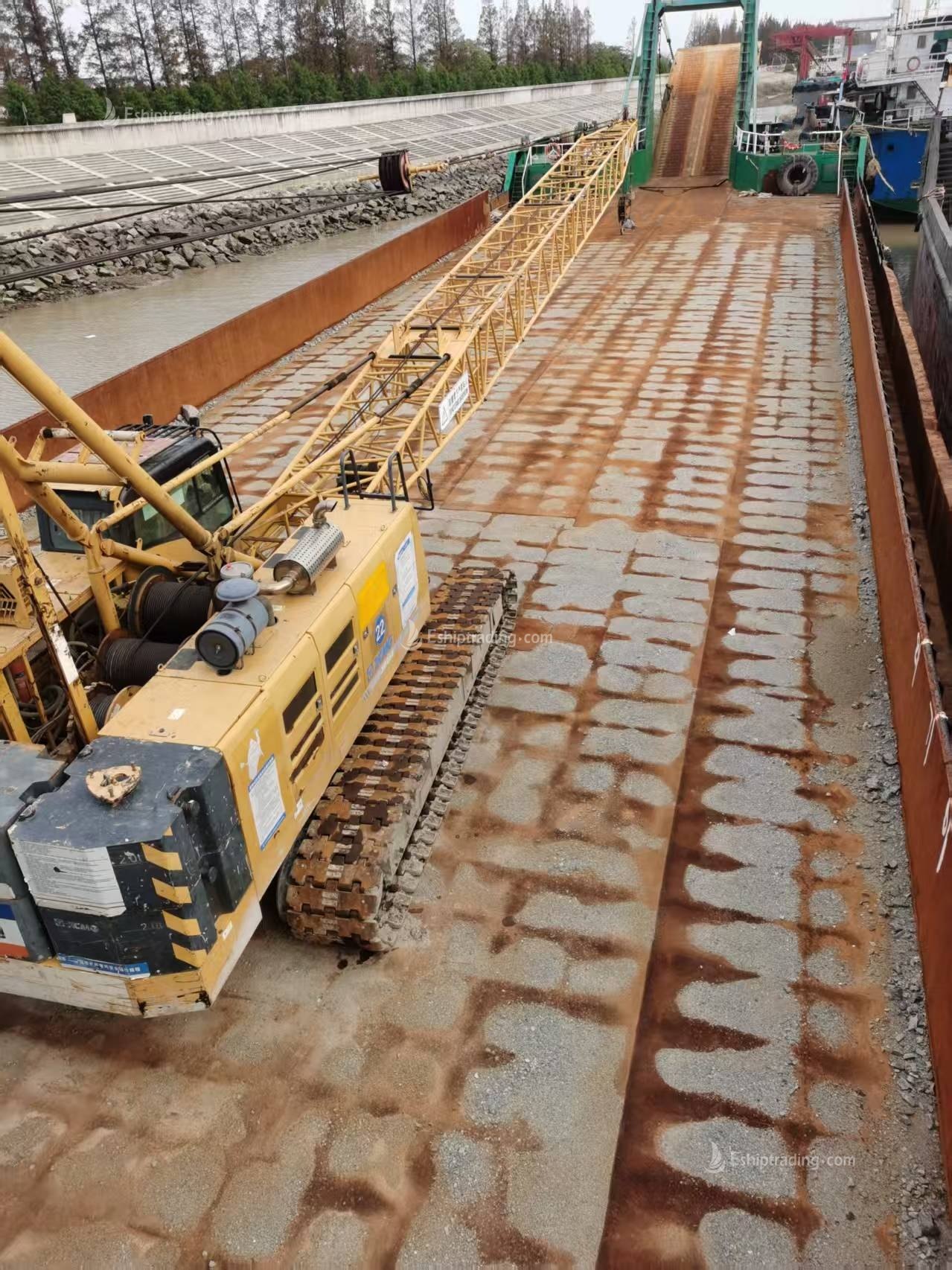 1335 T Deck Barge /LCT For Sale