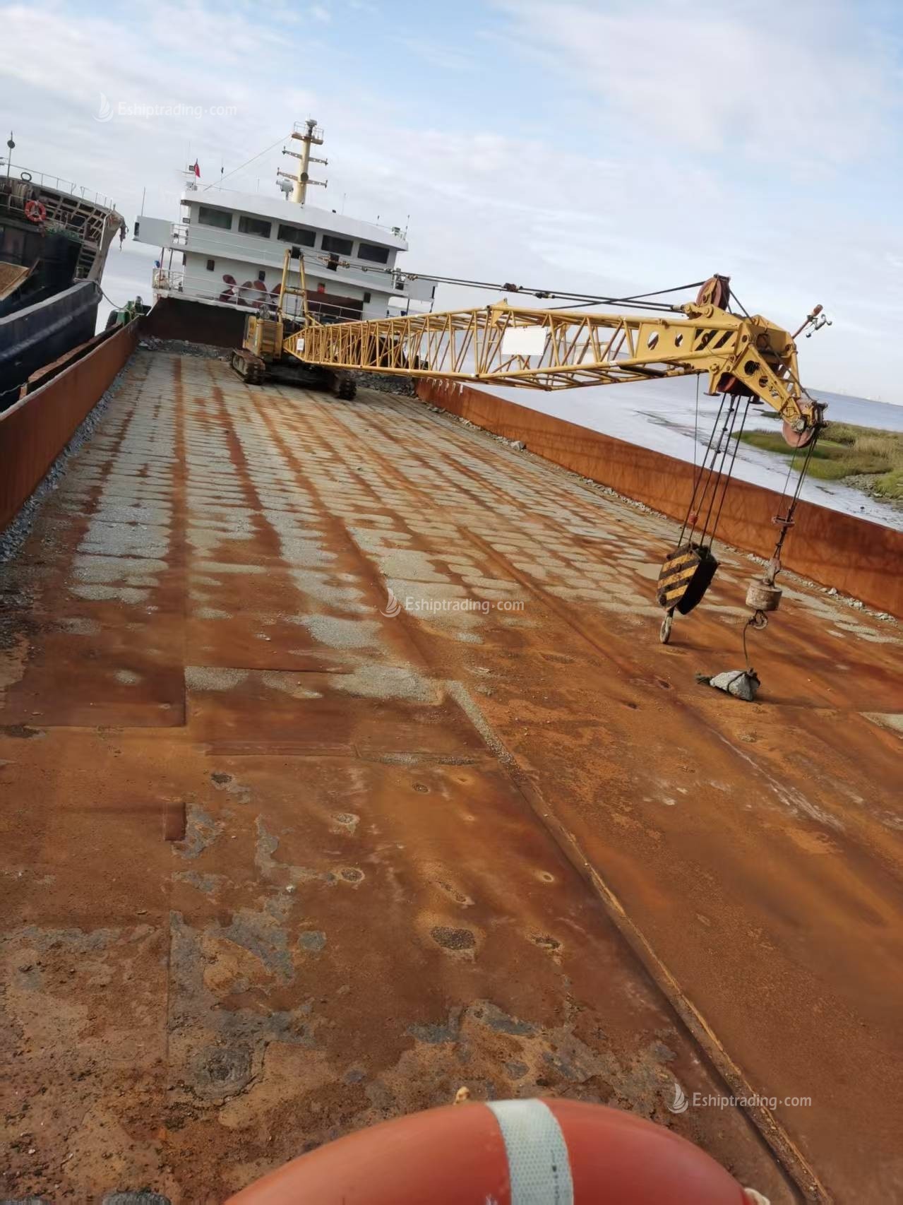 1335 T Deck Barge /LCT For Sale