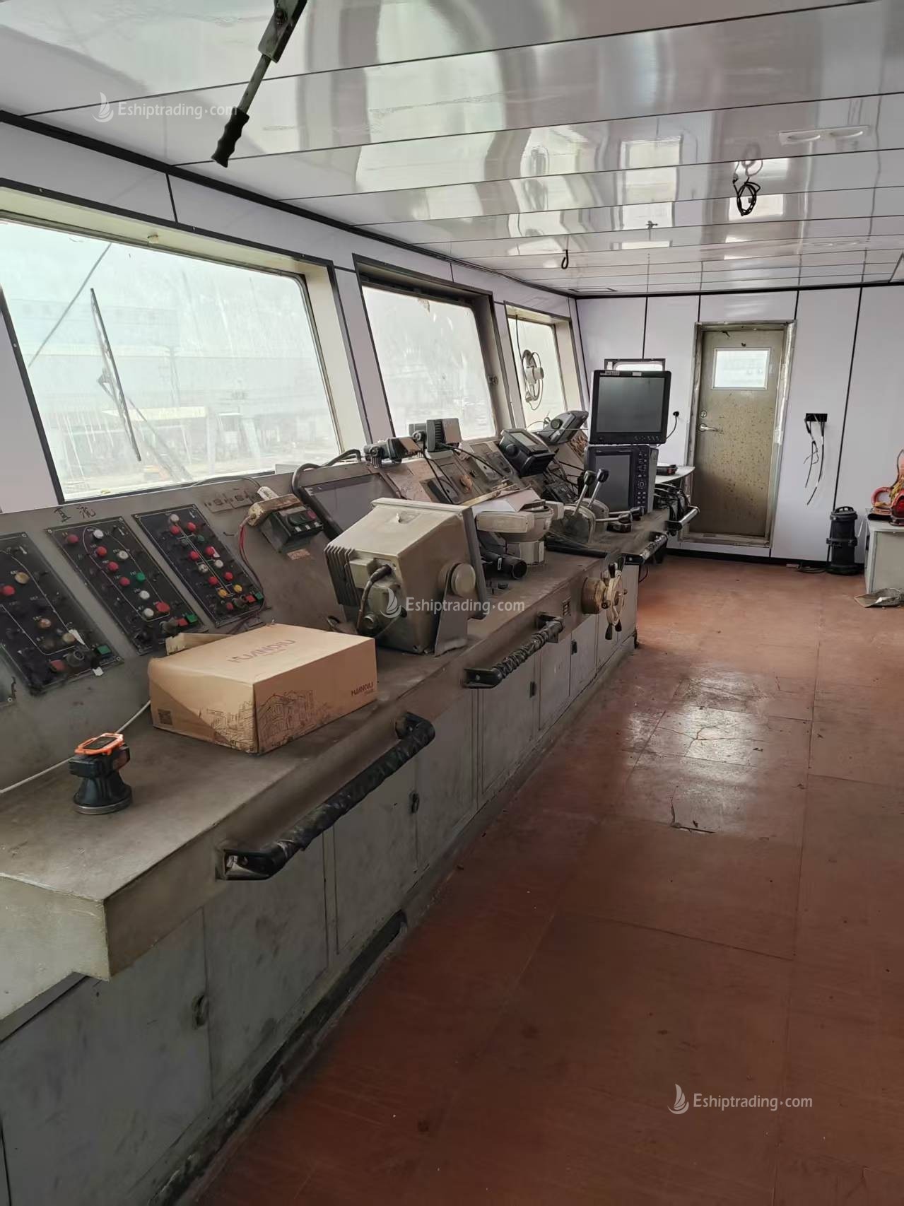 2780 m³ Bottom-Discharge Hopper Barge For Sale