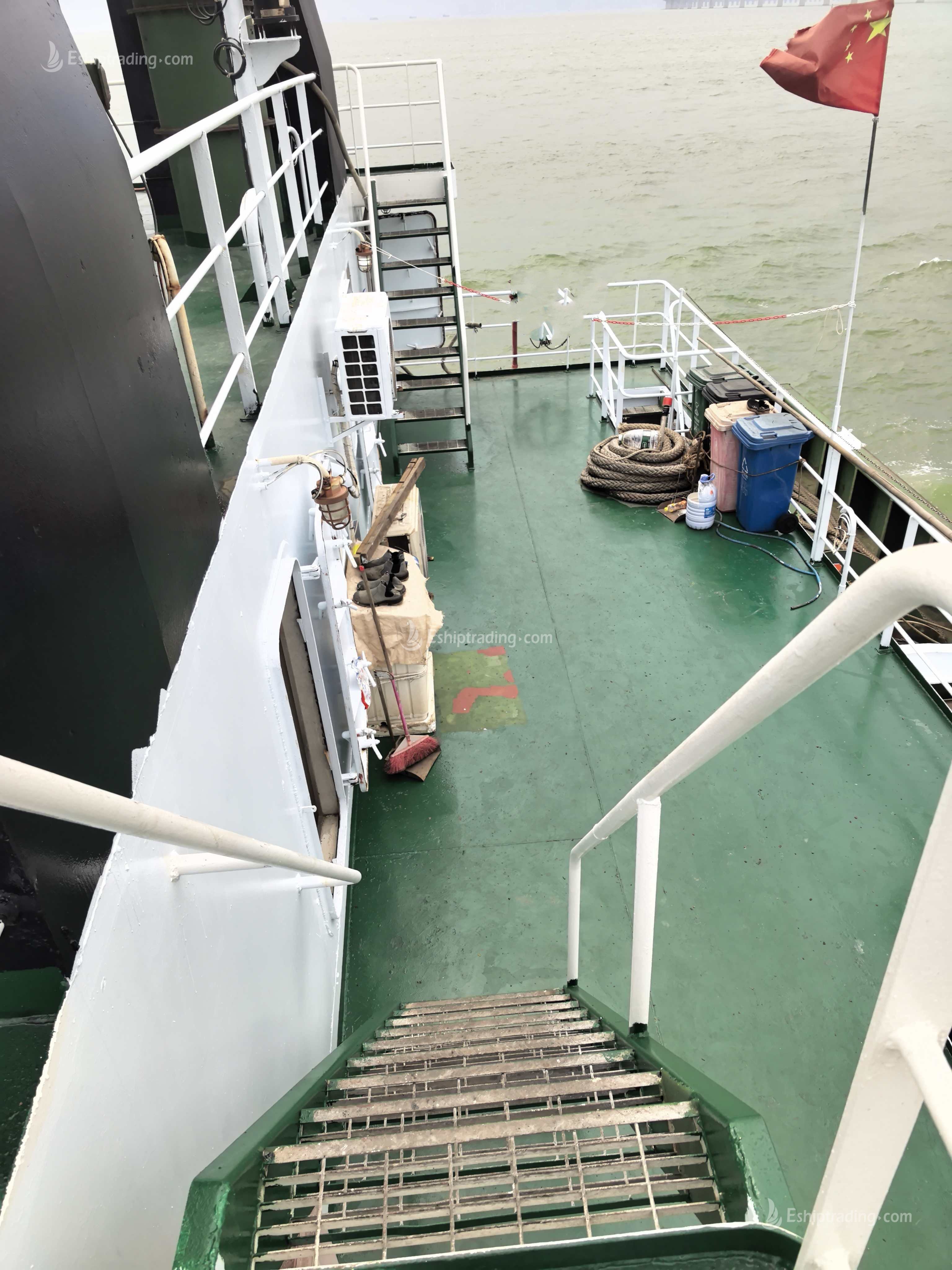 3700 m³ Bottom-Discharge Hopper Barge For Sale