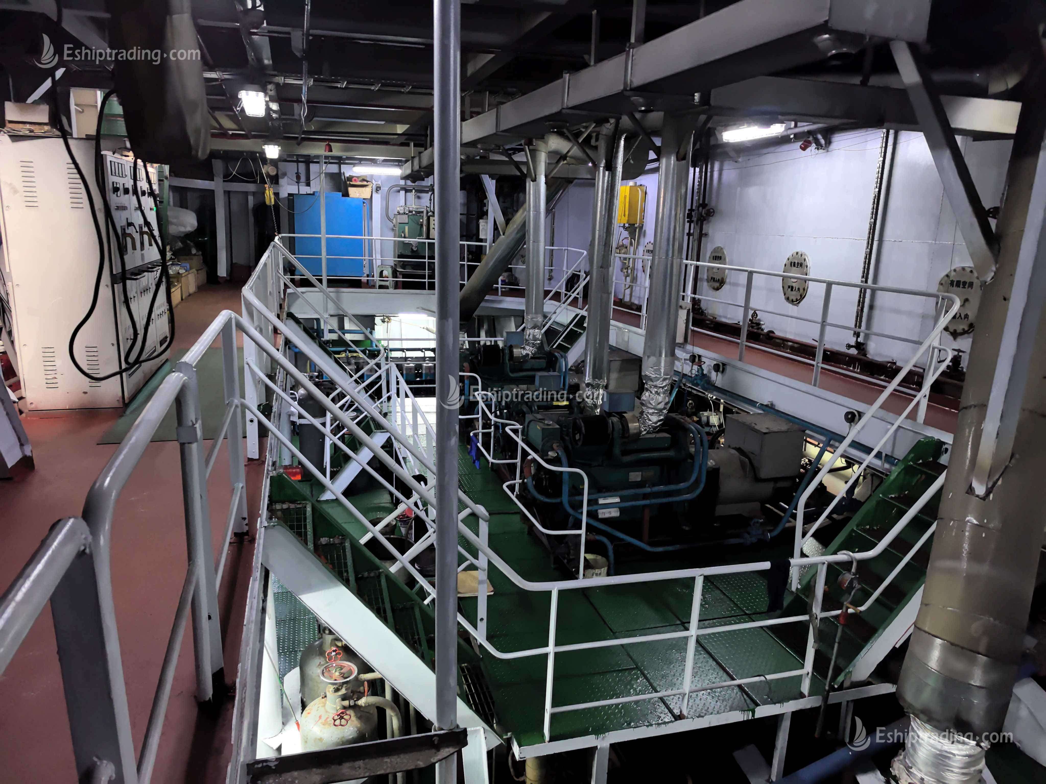 3700 m³ Bottom-Discharge Hopper Barge For Sale