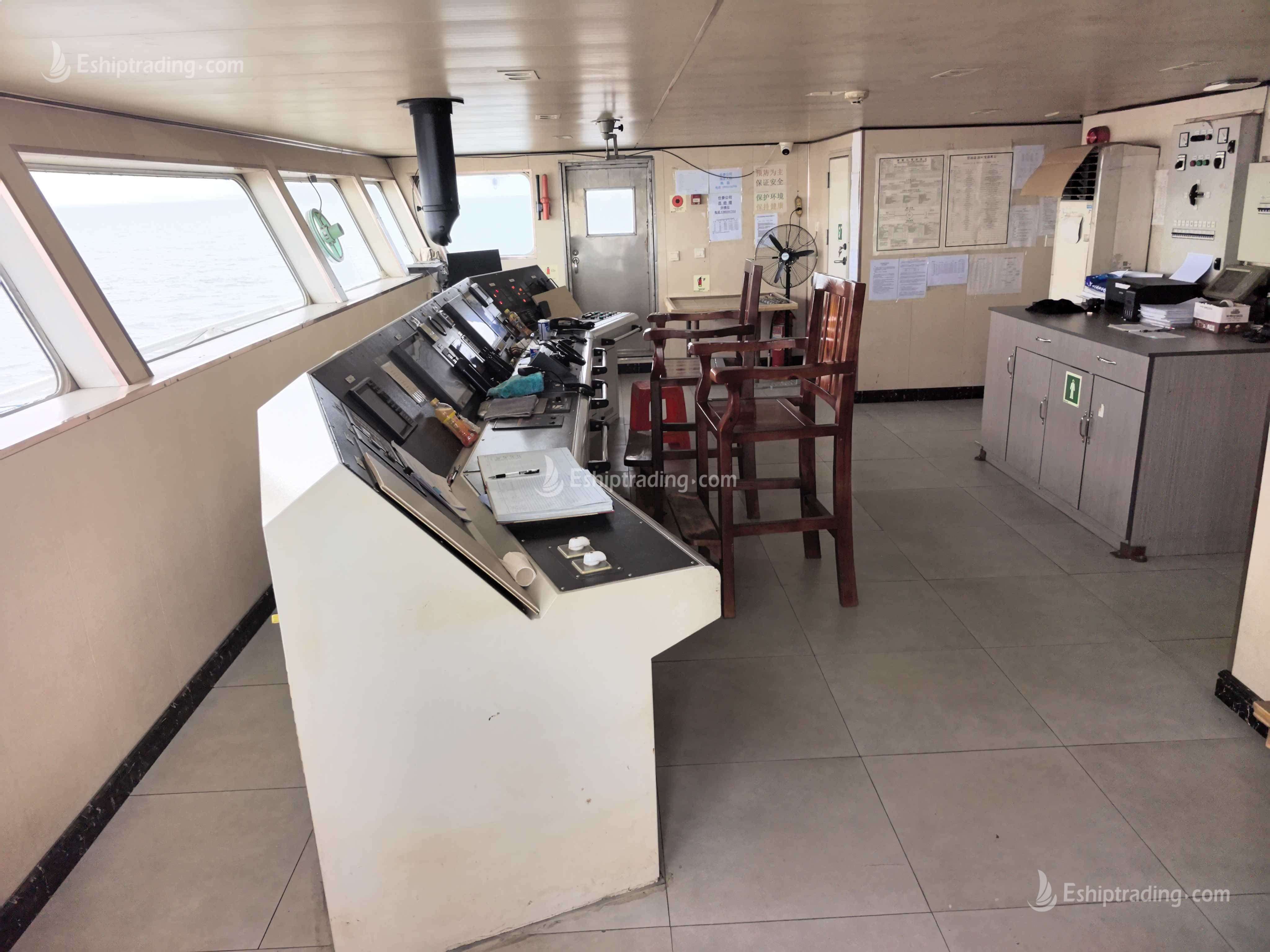 3700 m³ Bottom-Discharge Hopper Barge For Sale
