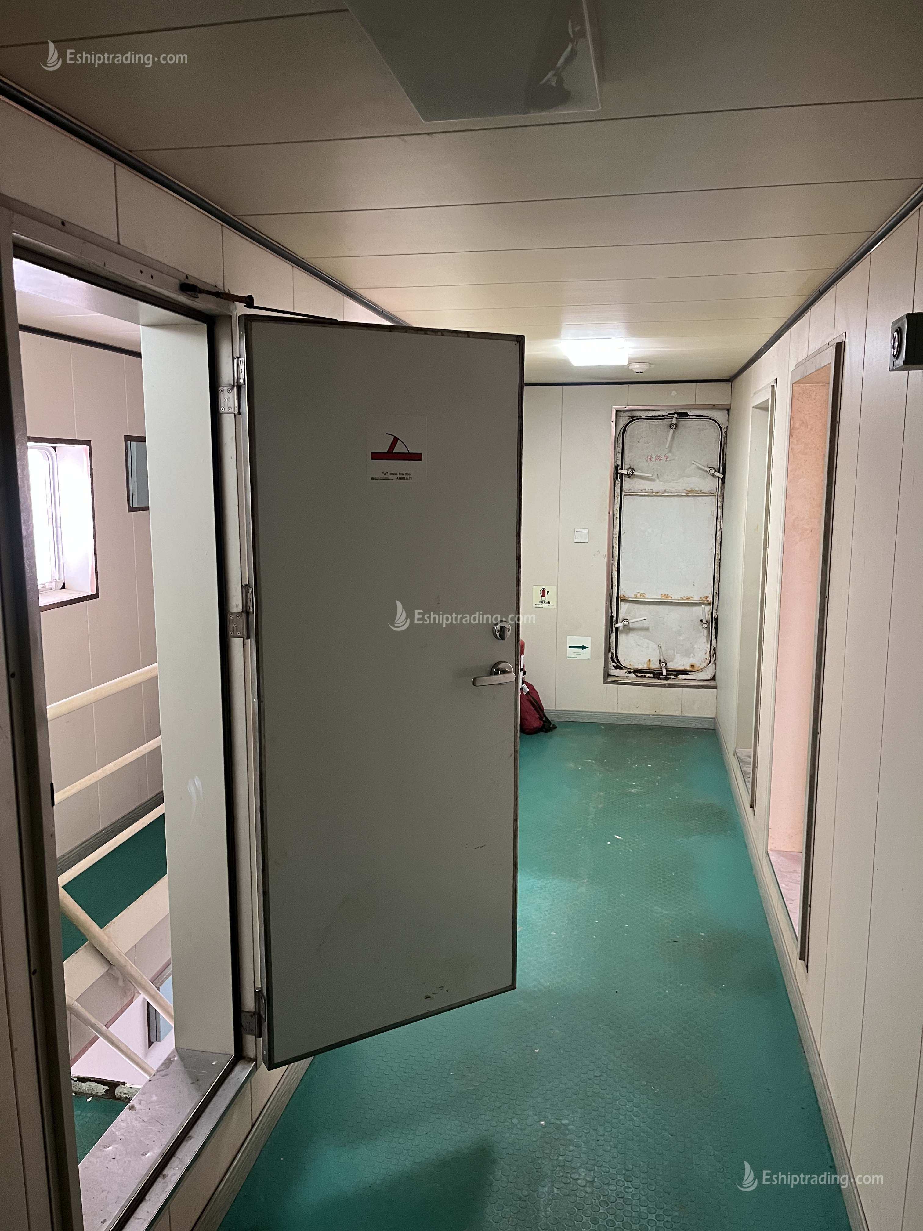 9175 T Deck Barge /LCT For Sale