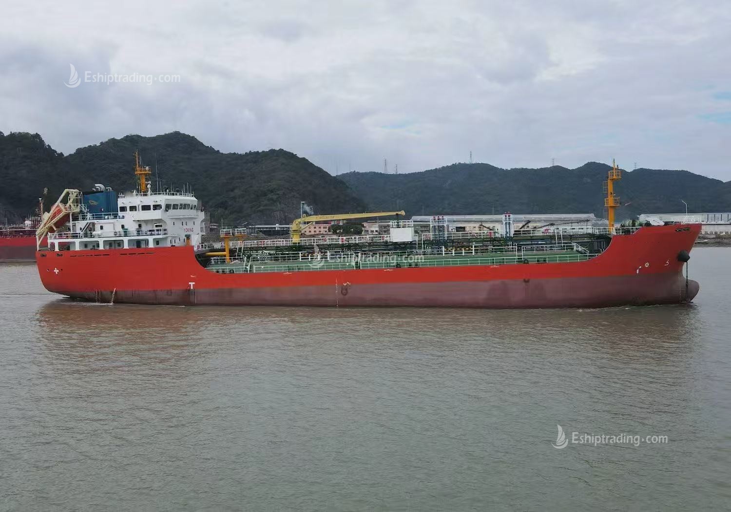 4800 T Product Oil Tanker For Sale