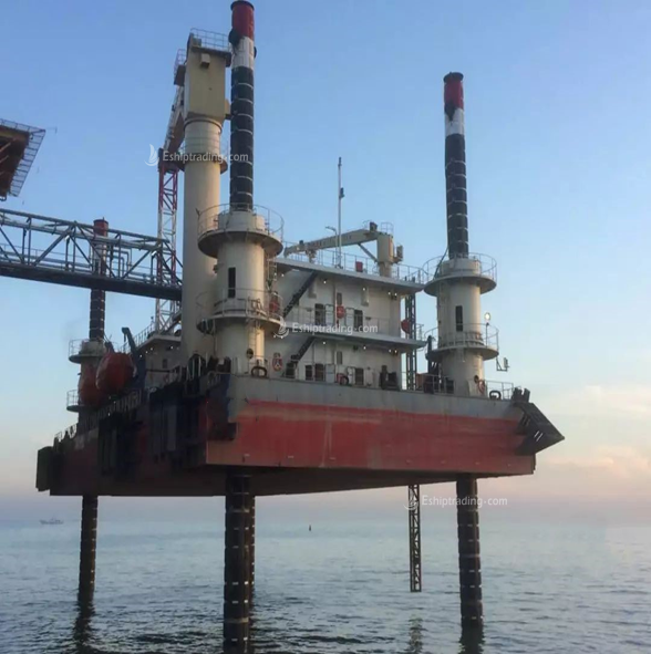 54 P Accommodation Barge For Sale