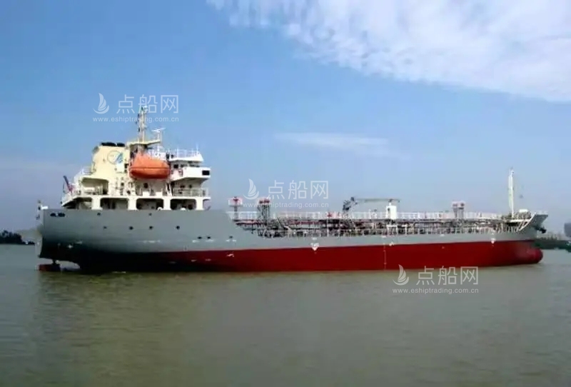 出售4615吨成品油船
