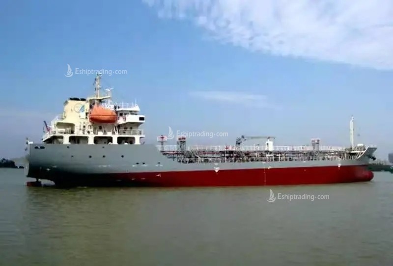 4615 T Product Oil Tanker For Sale