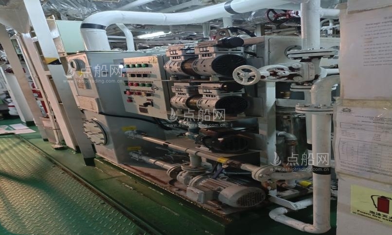 出售2740吨杂货船