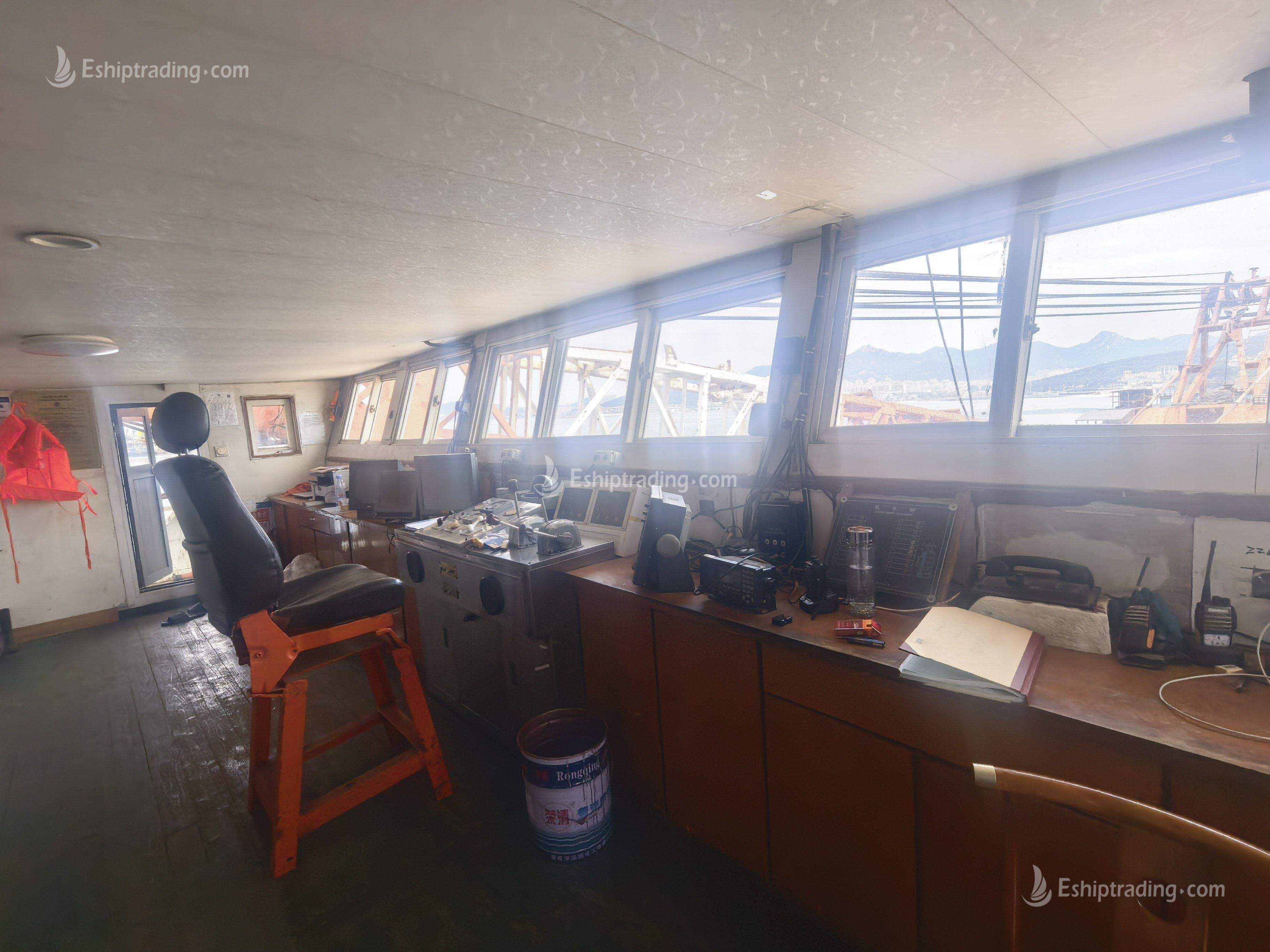 7 m³ Grab Dredger For Sale