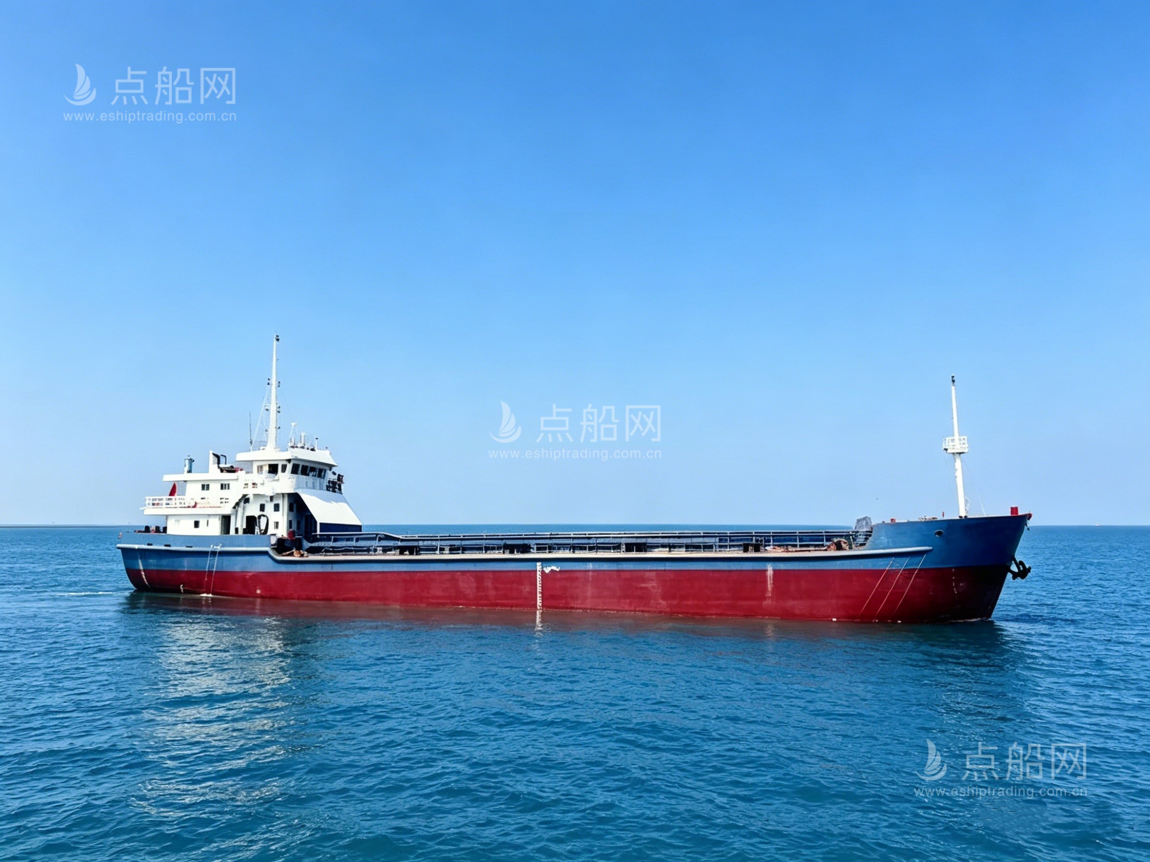 出售1550m³开体泥驳