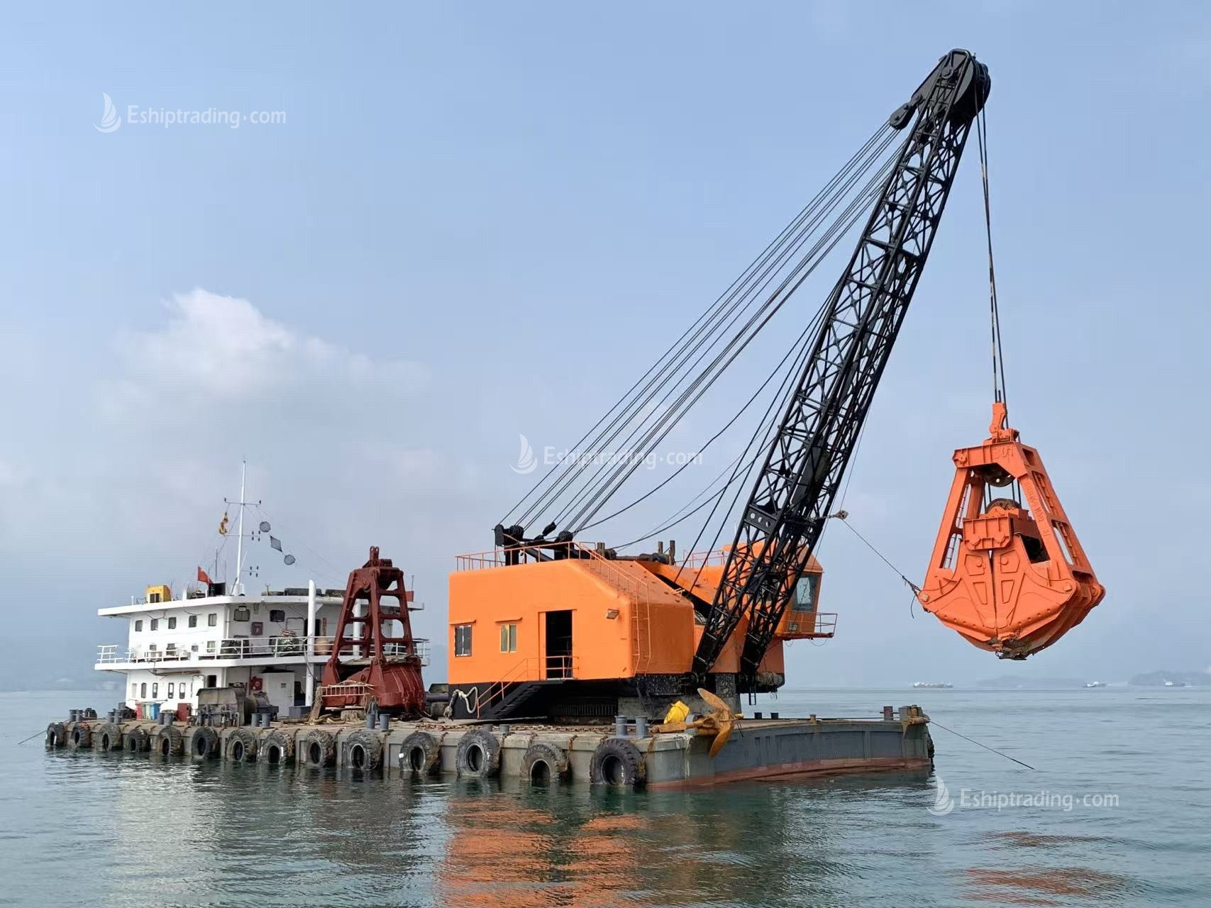 11 m³ Grab Dredger For Sale