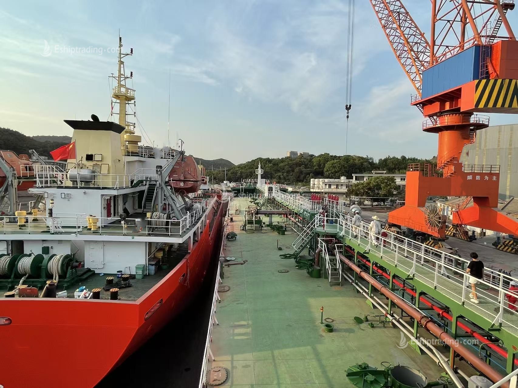 7467 T Product Oil Tanker For Sale