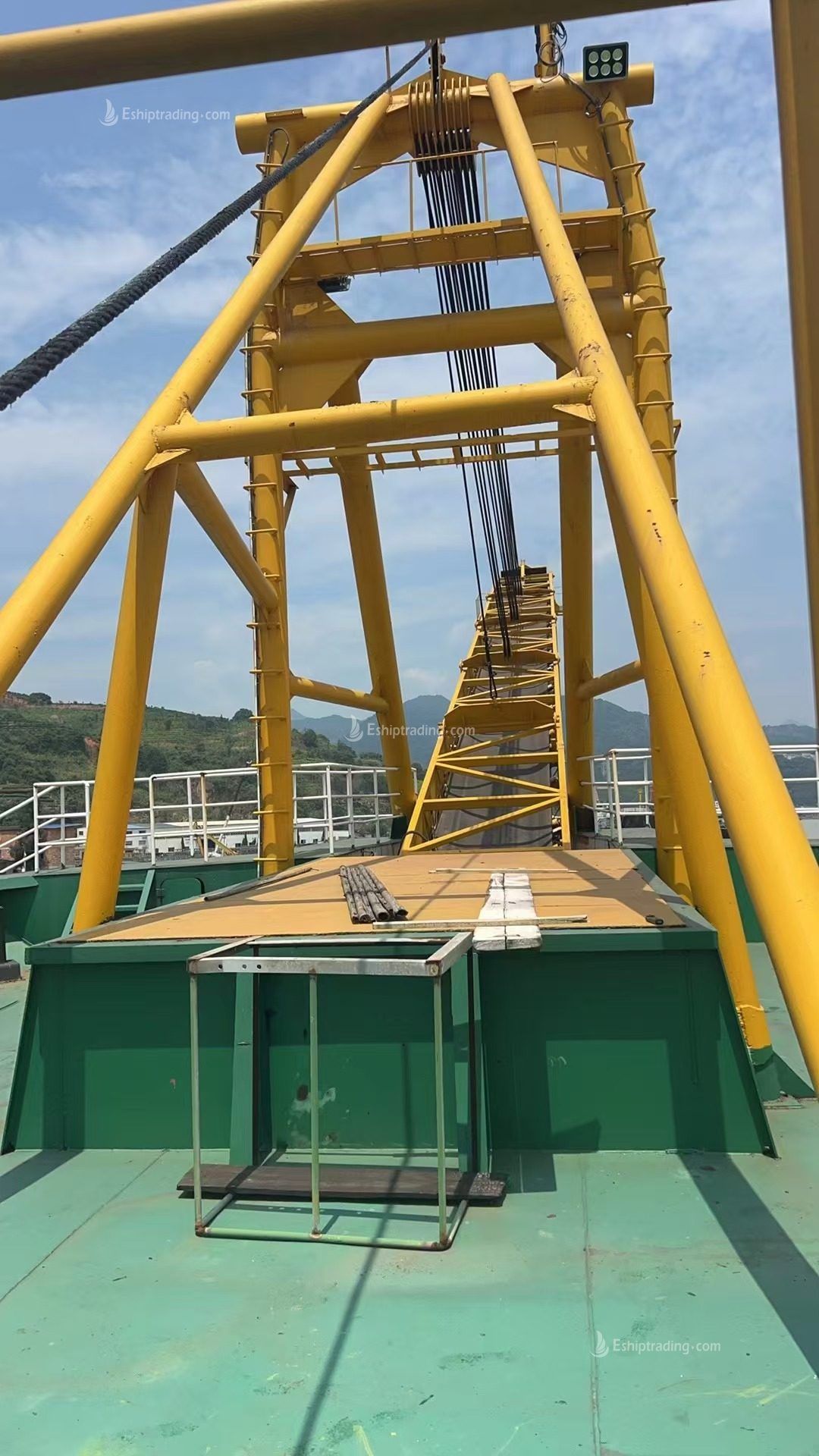 8100 T Deck Barge /LCT For Sale