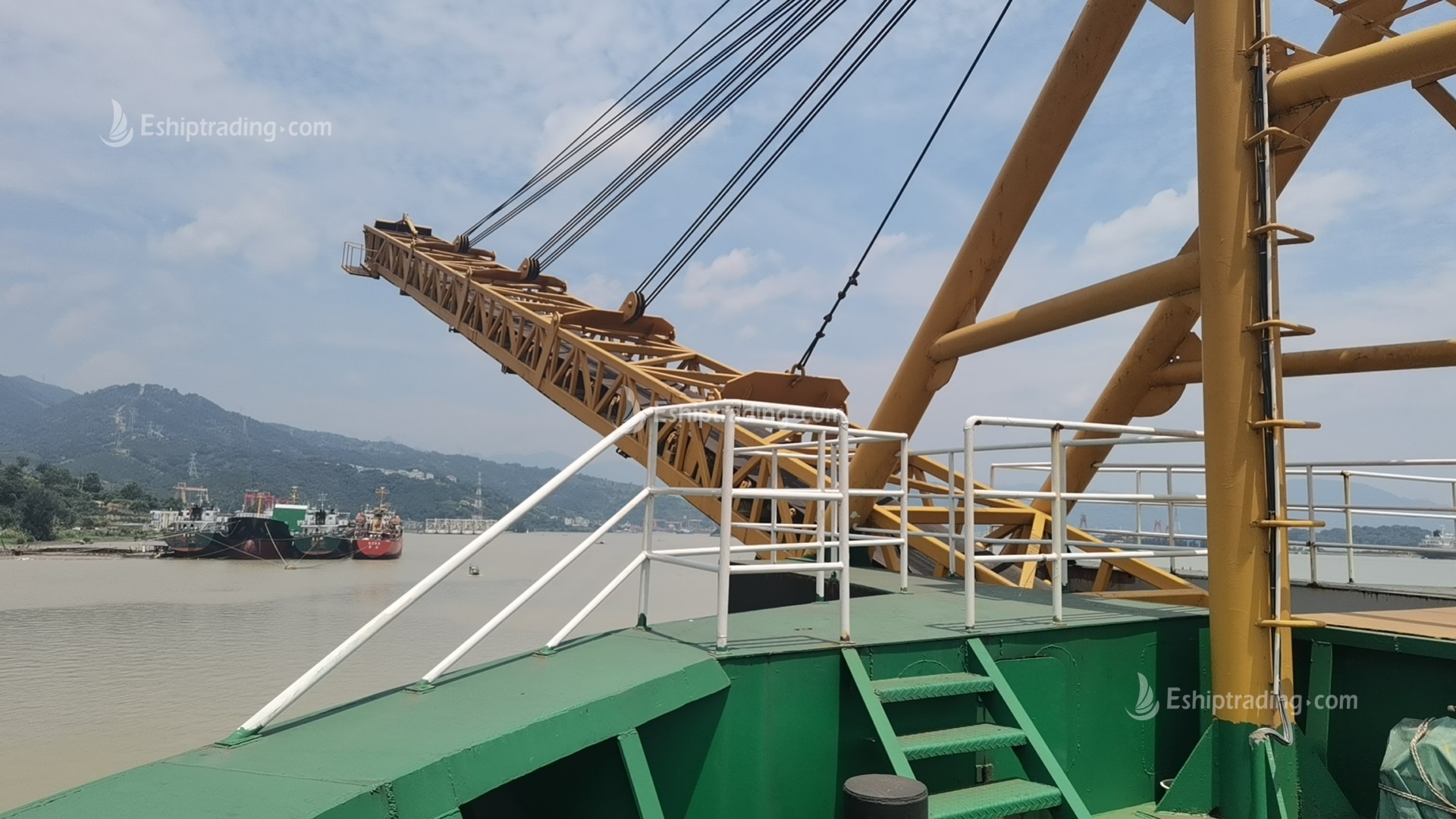 8100 T Deck Barge /LCT For Sale