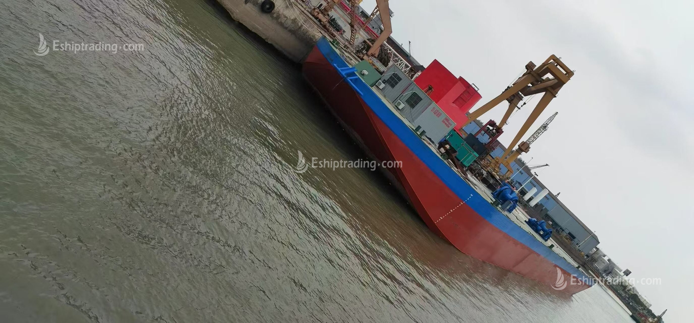 302 FT Non-self-propelled deck barge For Sale