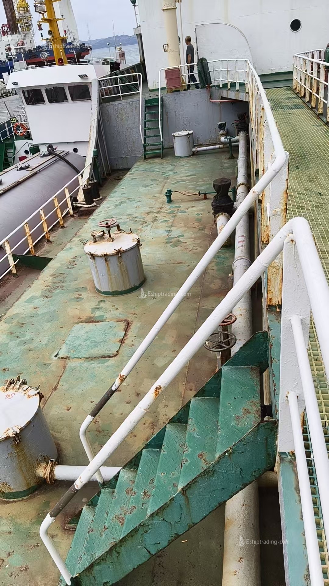 2800 T Product Oil Tanker For Sale