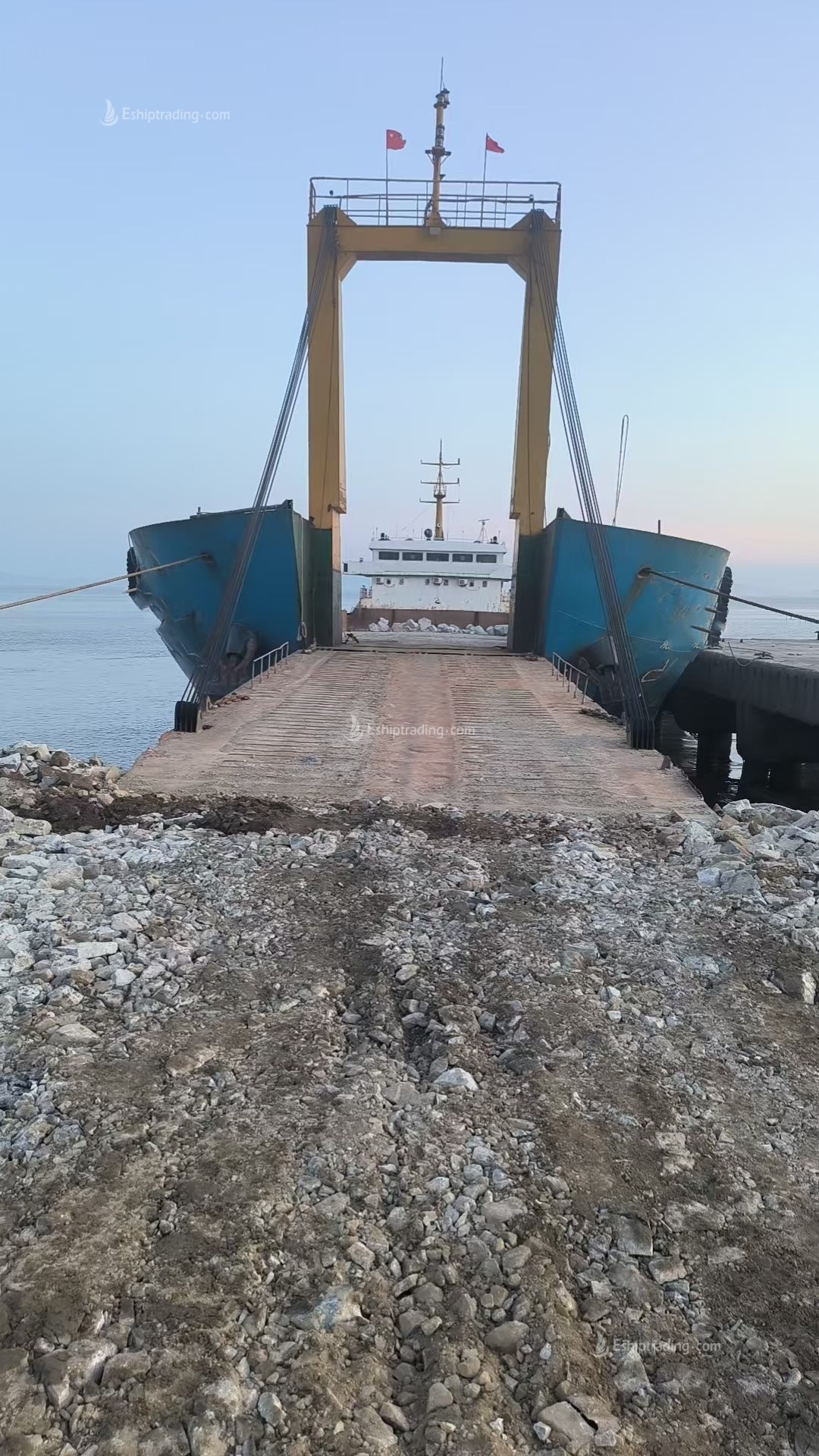3500 T Deck Barge /LCT For Sale
