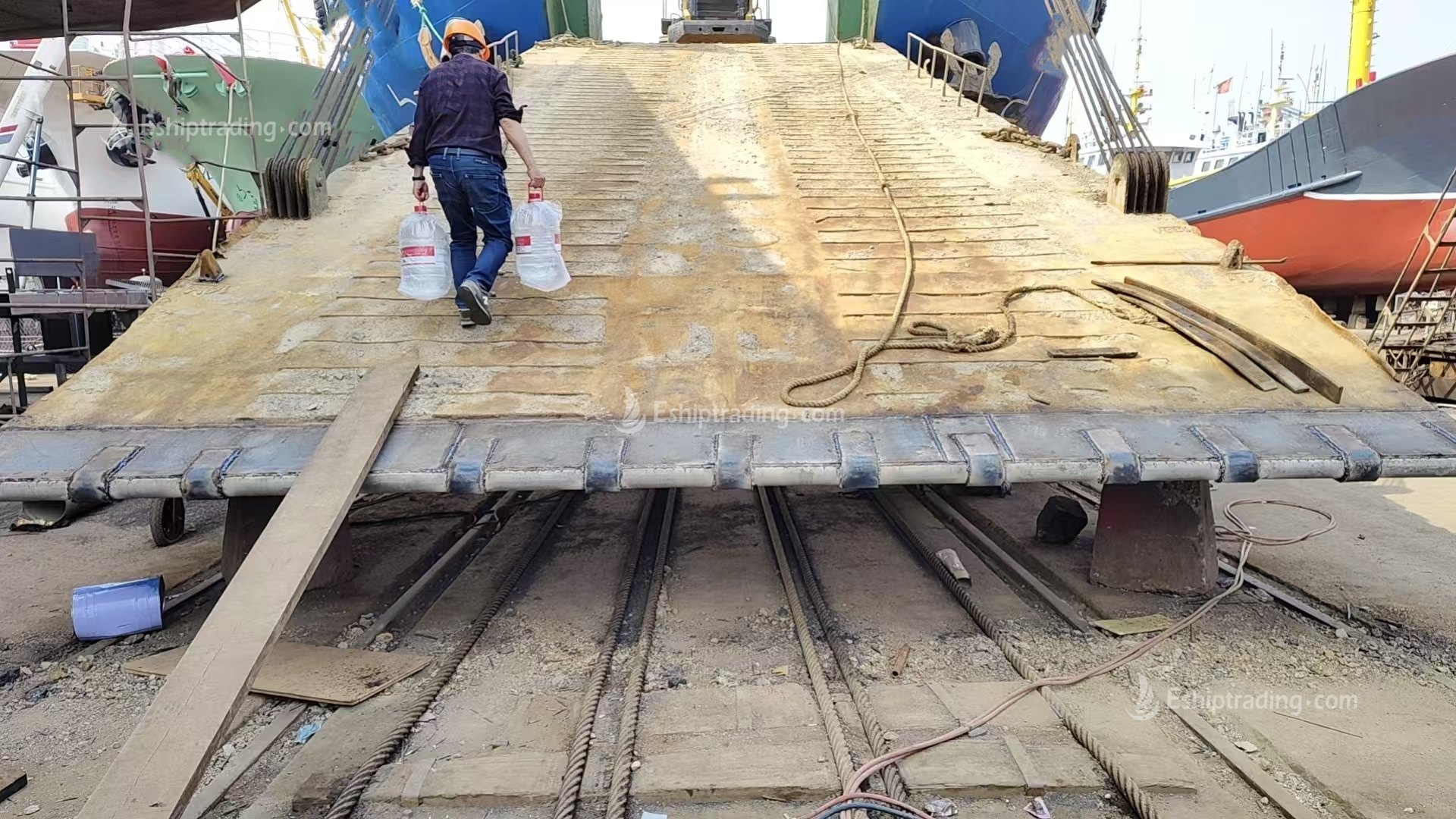 3500 T Deck Barge /LCT For Sale
