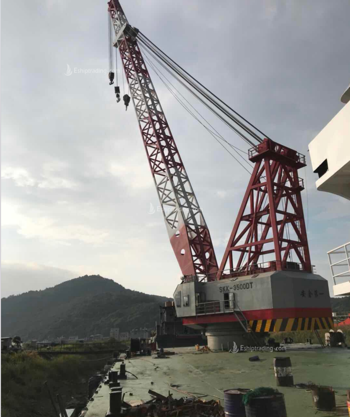 350 T Fully Revolving Floating Crane For Sale