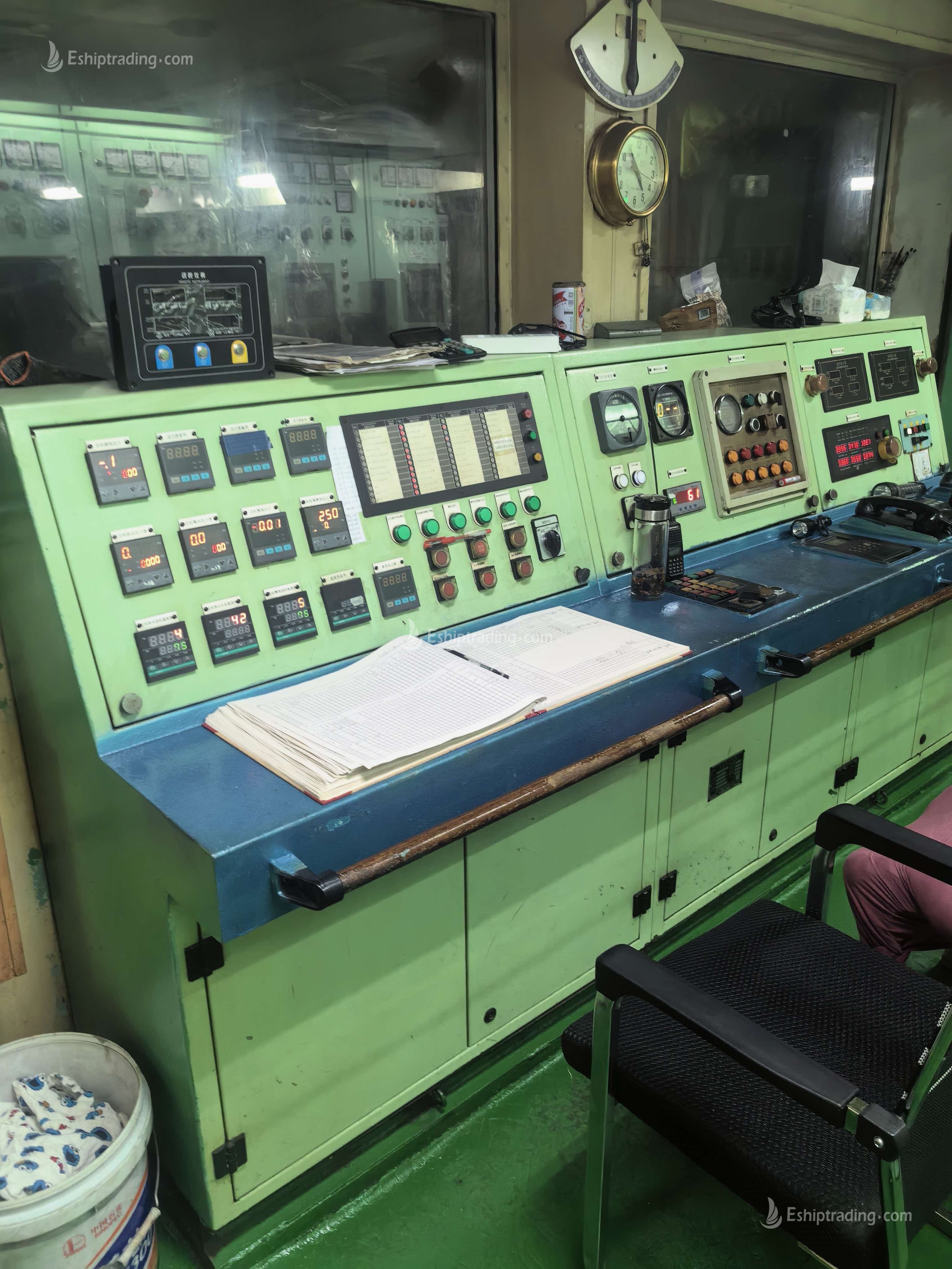 4200 T Product Oil Tanker For Sale