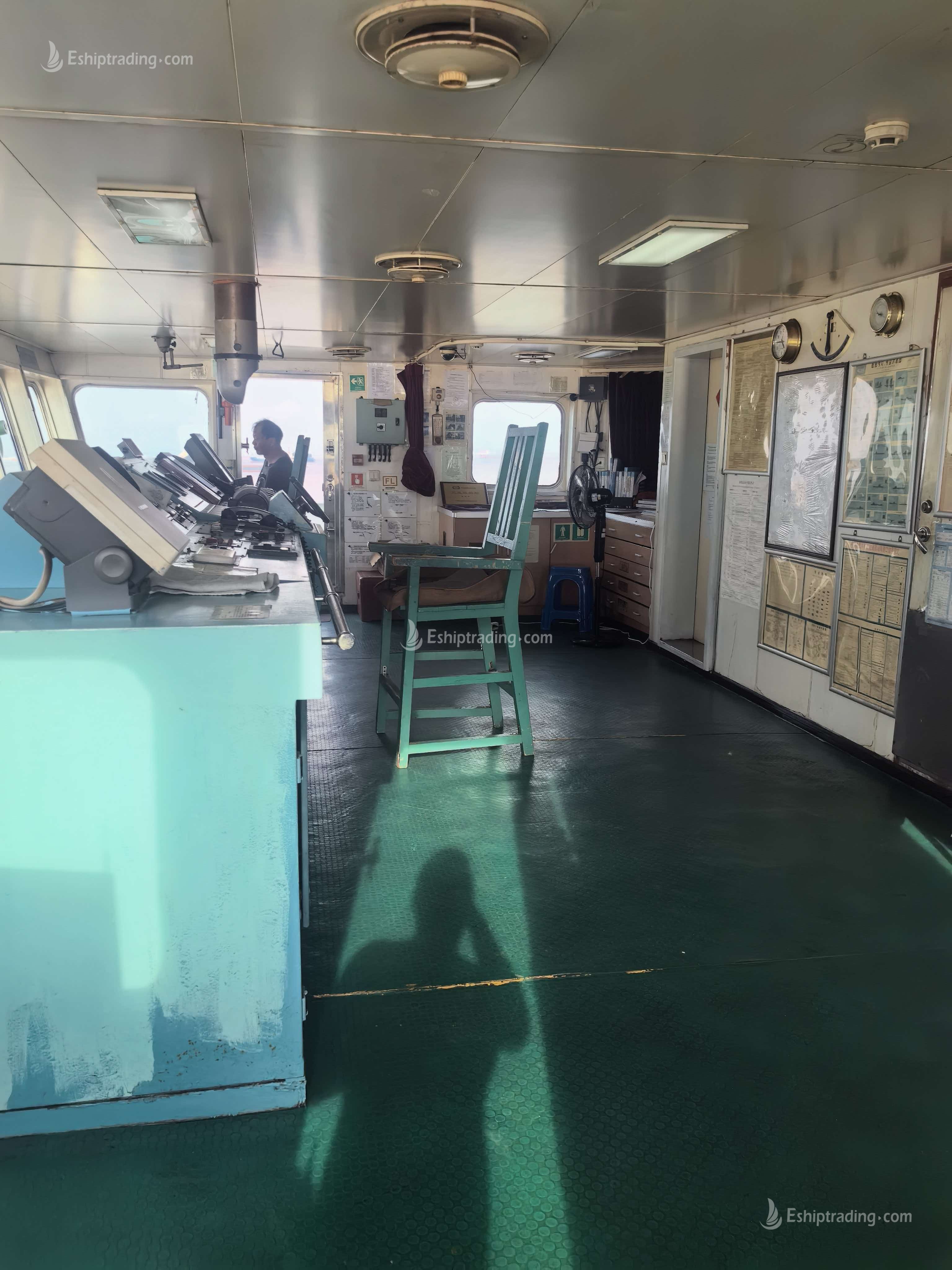 4200 T Product Oil Tanker For Sale