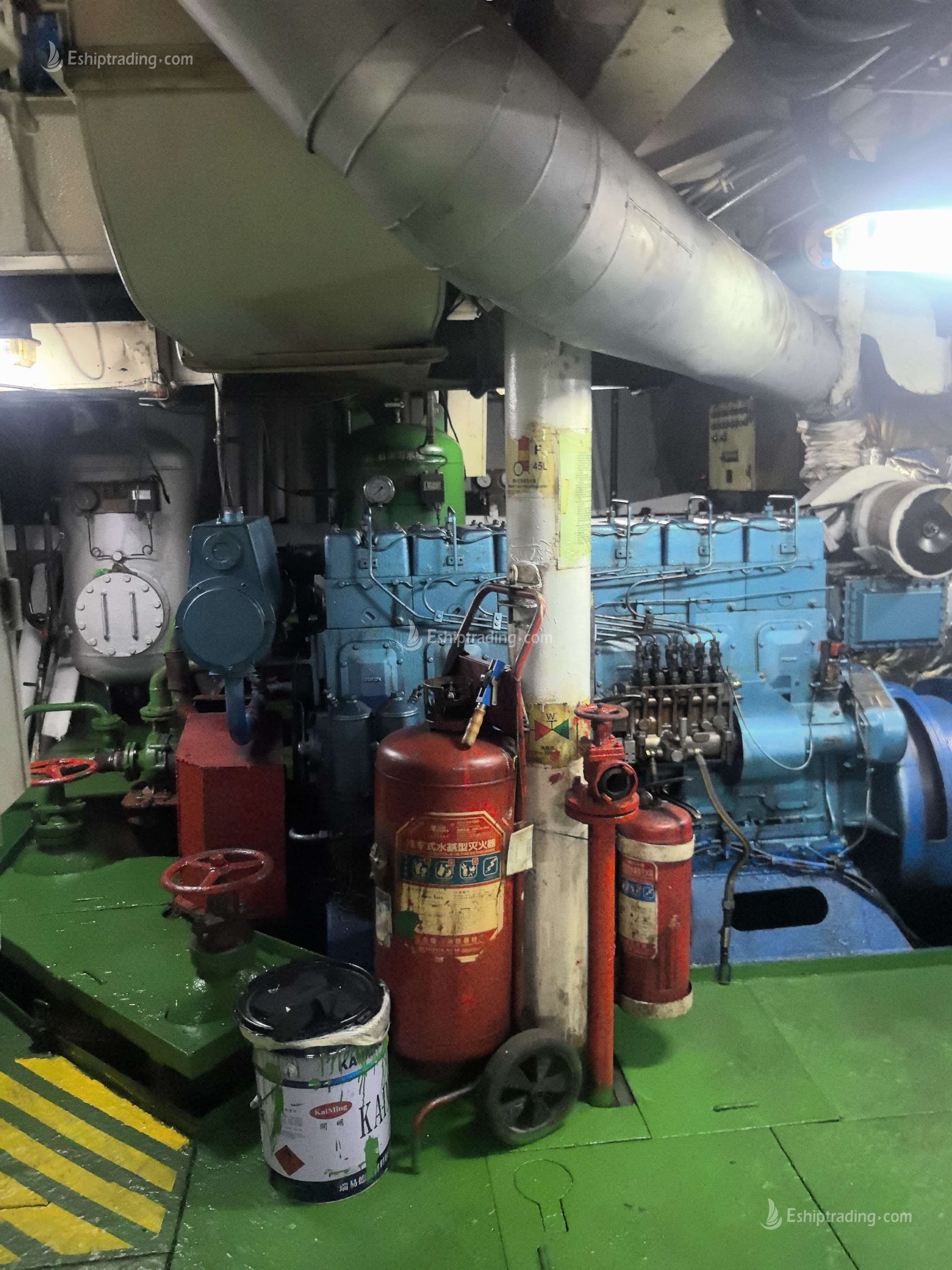 4200 T Product Oil Tanker For Sale