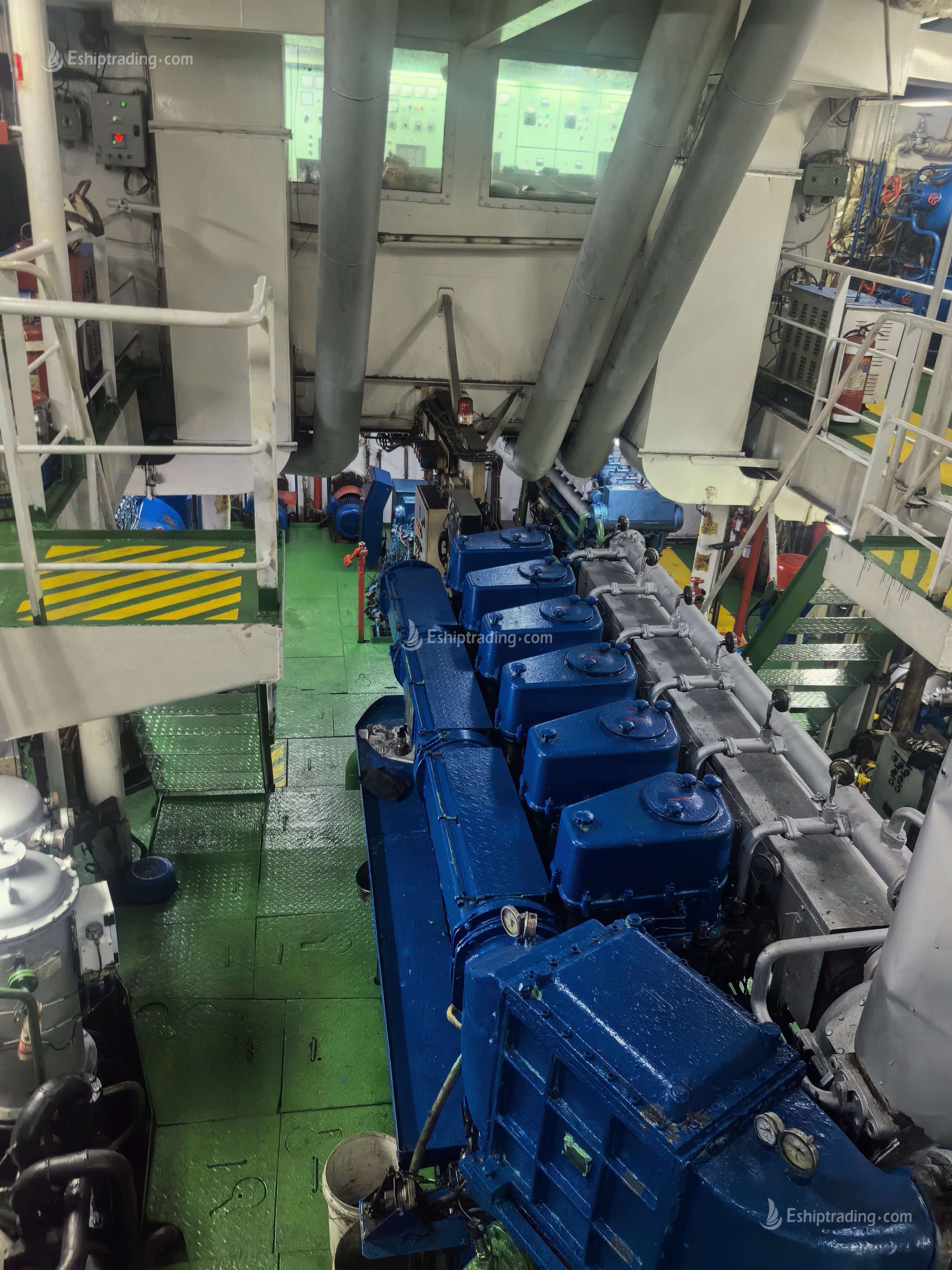 4200 T Product Oil Tanker For Sale