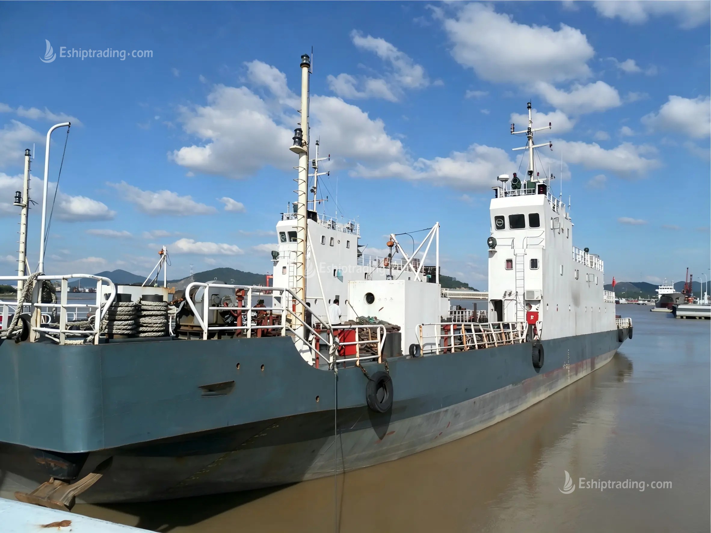 1552 T Deck Barge /LCT For Sale